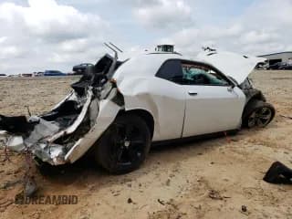 ✅ 2017 Dodge Challenger SXT • VIN: 2C3CDZAG3HH640202 • Lot: 60041273. Wystawiony na Copart z przebiegiem Nie podano. Bezpłatny archiwum sprzedaży aukcyjnych z USA i szczegółowy raport historii pojazdu na DreamBid. Zdjęcie 3.