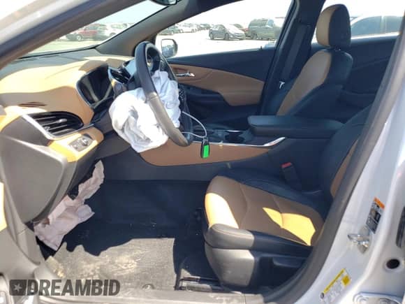 2016 Chevrolet Volt Premier с VIN 1G1RD6S55GU114580, выставлен на аукционе Copart как лот 61118923 с пробегом 67 397 миль миль и . История ставок и продаж доступна на DreamBid. Изображение 7.