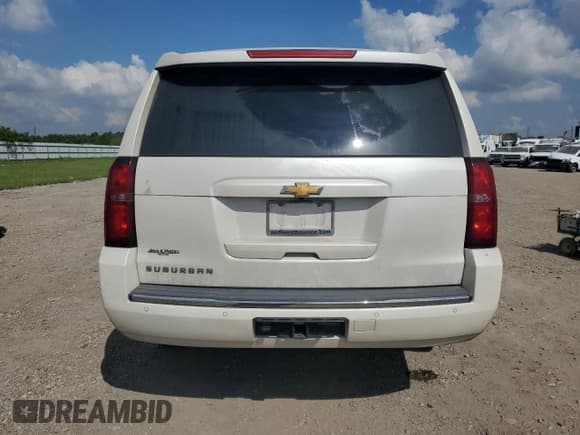 ✅ 2015 Chevrolet Suburban LTZ • VIN: 1GNSCKKC1FR573715 • Lot: 72481114. Wystawiony na Copart z przebiegiem 195 335 mil. Bezpłatny archiwum sprzedaży aukcyjnych z USA i szczegółowy raport historii pojazdu na DreamBid. Zdjęcie 6.