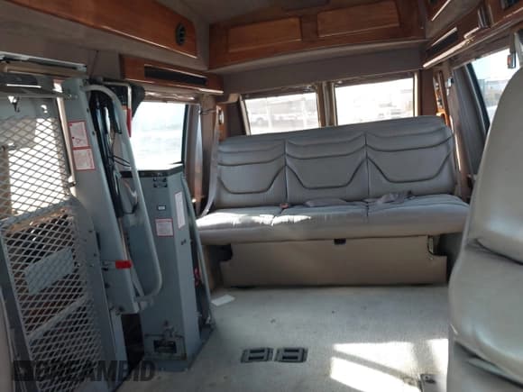 ✅ 1995 Chevrolet Chevy Van • VIN: 1GBEG25K0SF238104 • Lot: 43799028. Listed on IAAI with 104,686 mi. Free auction sales archive from the USA and detailed vehicle history report at DreamBid. Image 14.