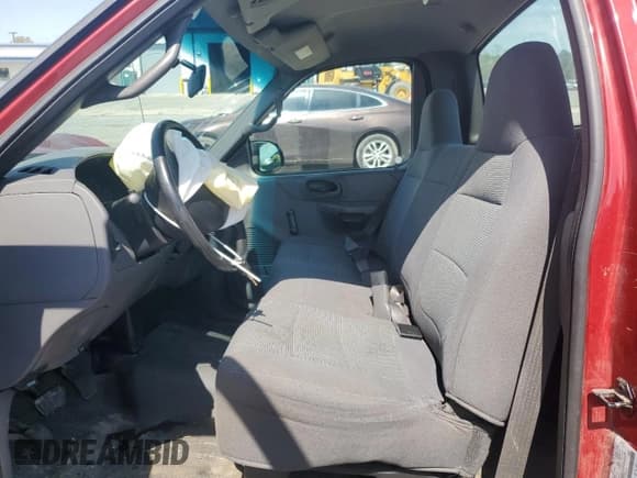 ✅ 2002 Ford F-150 XL • VIN: 1FTRF17272NA83208 • Lot: 51069195. Listed on Copart with Not provided. Free auction sales archive from the USA and detailed vehicle history report at DreamBid. Image 7.