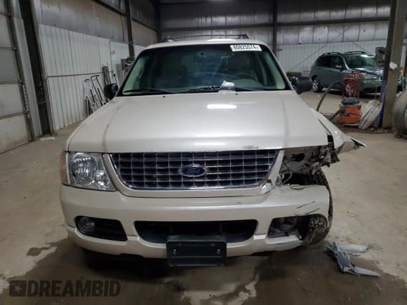 ✅ 2005 Ford Explorer Limited • VIN: 1FMDU75K05ZA54907 • Лот: 80825574. Опубликован ранее на Copart с пробегом 154 681 миль. Бесплатный доступ к архиву аукционных продаж из США и подробный отчёт об истории автомобиля на DreamBid. Изображение 5.