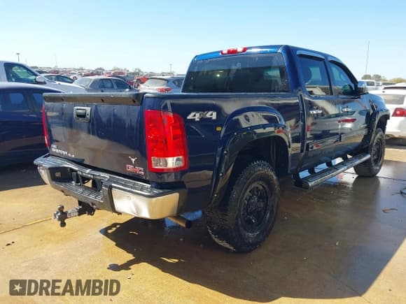 ✅ 2011 GMC Sierra 1500 SLE • VIN: 3GTP2VE32BG175986 • Лот: 43688060. Опубликован ранее на IAAI с пробегом 152 834 миль. Бесплатный доступ к архиву аукционных продаж из США и подробный отчёт об истории автомобиля на DreamBid. Изображение 4.