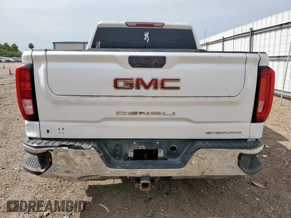 ✅ 2022 GMC Sierra 1500 SLE • VIN: 3GTPUBEK7NG625457 • Лот: 59371535. Опубликован ранее на Copart с пробегом Не указан. Бесплатный доступ к архиву аукционных продаж из США и подробный отчёт об истории автомобиля на DreamBid. Изображение 6.