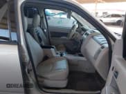 ✅ 2010 Mercury Mariner • VIN: 4M2CN8BG4AKJ26045 • Lot: 42143459. Listed on IAAI with 203,232 mi. Free auction sales archive from the USA and detailed vehicle history report at DreamBid. Image 5.