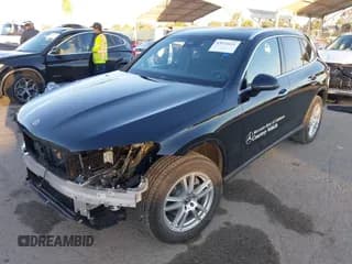 ✅ 2025 Mercedes-Benz GLC 300 • VIN: W1NKM4GB3SF390659 • Лот: 43476641. Опубликован ранее на IAAI с пробегом 1 987 миль. Бесплатный доступ к архиву аукционных продаж из США и подробный отчёт об истории автомобиля на DreamBid. Изображение 2.