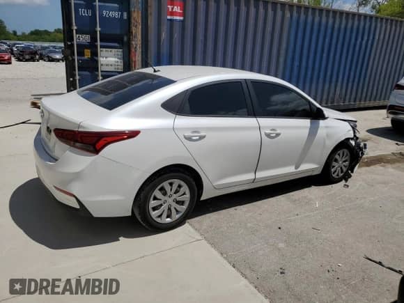2019 Hyundai Accent SE z VIN 3KPC24A3XKE083969, wystawiony jako Copart lot #59480934 z przebiegiem 89 431 mil mil oraz Szkoda całkowita • Salvage title. Historia ofert i sprzedaży dostępna na DreamBid. Obrazek 3.