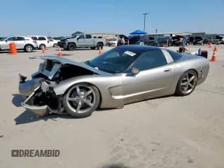 ✅ 2000 Chevrolet Corvette • VIN: 1G1YY22G2Y5120455 • Lot: 80144925. Wystawiony na Copart z przebiegiem 90 105 mil mil. Skorzystaj z bezpłatnego archiwum sprzedaży aukcyjnych z USA i zobacz szczegółowy raport historii pojazdu na DreamBid. Zdjęcie 1.