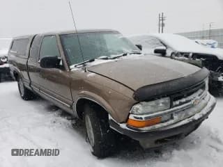 ✅ 2002 Chevrolet S-10 LS • VIN: 1GCDT19W128235954 • Лот: 86762504. Опубликован ранее на Copart с пробегом 277 482 миль. Бесплатный доступ к архиву аукционных продаж из США и подробный отчёт об истории автомобиля на DreamBid. Изображение 4.