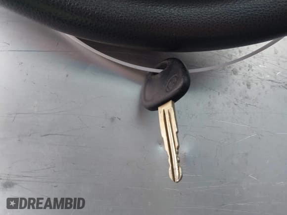 ✅ 2009 Hyundai Accent Auto GLS • VIN: KMHCM46C99U303998 • Лот: 42359499. Опубликован ранее на IAAI с пробегом 174 790 миль. Бесплатный доступ к архиву аукционных продаж из США и подробный отчёт об истории автомобиля на DreamBid. Изображение 11.