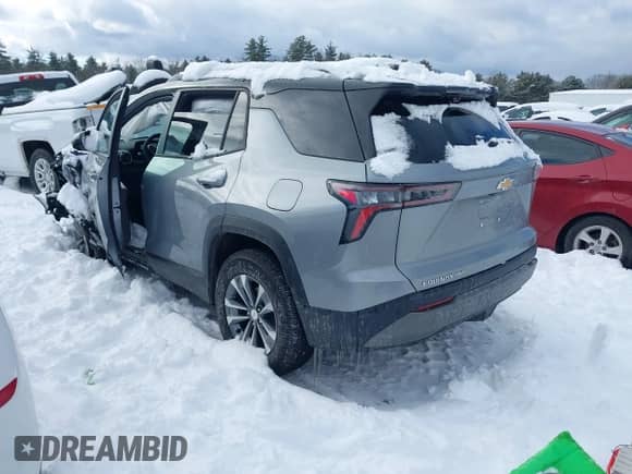 2025 Chevrolet Equinox AWD LT z VIN 3GNAXPEGXSL127964, wystawiony jako IAAI lot #41497841 z przebiegiem 9 640 mil mil oraz . Historia ofert i sprzedaży dostępna na DreamBid. Obrazek 3.