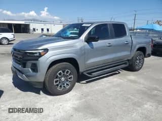 2024 Chevrolet Colorado 4WD Z71 with VIN 1GCPTDEK8R1132907, listed as a Copart auction lot 70956955 with 21,080 mi miles and Salvage title. Bid and sale history available at DreamBid. Image 1.