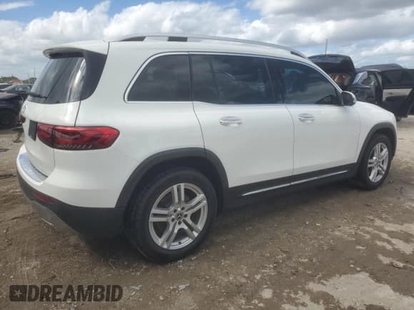 ✅ 2020 Mercedes-Benz GLB 250 • VIN: WDC4M4GB7LW001727 • Лот: 87208515. Опубликован ранее на Copart с пробегом 62 509 миль. Бесплатный доступ к архиву аукционных продаж из США и подробный отчёт об истории автомобиля на DreamBid. Изображение 3.