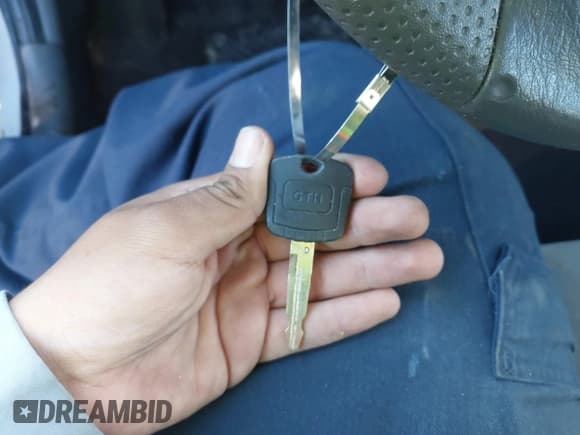 ✅ 2007 Ford Escape XLT • VIN: 1FMYU03107KB91215 • Lot: 43611822. Listed on IAAI with 221,658 mi. Free auction sales archive from the USA and detailed vehicle history report at DreamBid. Image 11.