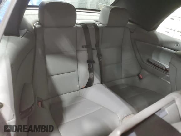 ✅ 2005 BMW 3 Series 325Ci • VIN: WBABW33435PL36714 • Lot: 82758955. Wystawiony na Copart z przebiegiem 172 799 mil. Bezpłatny archiwum sprzedaży aukcyjnych z USA i szczegółowy raport historii pojazdu na DreamBid. Zdjęcie 10.