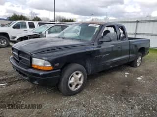 ✅ 2000 Dodge Dakota • VIN: 1B7GL22X7YS602356 • Lot: 41281404. Wystawiony na Copart z przebiegiem Nie podano. Bezpłatny archiwum sprzedaży aukcyjnych z USA i szczegółowy raport historii pojazdu na DreamBid. Zdjęcie 1.