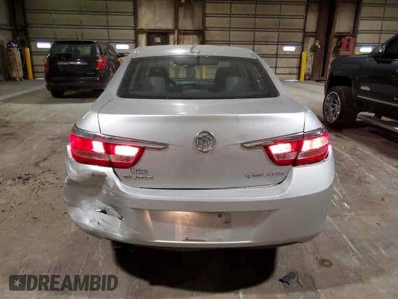 ✅ 2015 Buick Verano • VIN: 1G4PN5SK2F4202234 • Lot: 86472275. Wystawiony na Copart z przebiegiem 96 556 mil. Bezpłatny archiwum sprzedaży aukcyjnych z USA i szczegółowy raport historii pojazdu na DreamBid. Zdjęcie 6.