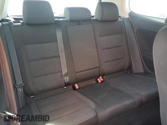 ✅ 2012 Volkswagen Golf • VIN: WVWBB7AJ2CW162359 • Lot: 52176175. Listed on Copart with 90,349 mi. Free auction sales archive from the USA and detailed vehicle history report at DreamBid. Image 10.