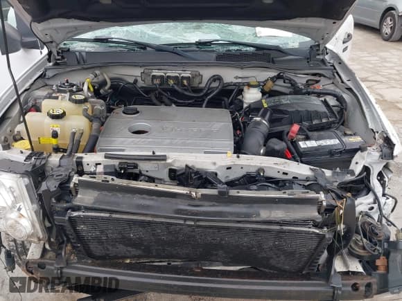 ✅ 2010 Ford Escape Hybrid • VIN: 1FMCU4K30AKC27870 • Lot: 42246083. Listed on IAAI with 127,782 mi. Free auction sales archive from the USA and detailed vehicle history report at DreamBid. Image 10.