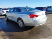 ✅ 2018 Chevrolet Impala LT • VIN: 2G1105S38J9172642 • Lot: 43617684. Wystawiony na IAAI z przebiegiem 198 638 mil. Bezpłatny archiwum sprzedaży aukcyjnych z USA i szczegółowy raport historii pojazdu na DreamBid. Zdjęcie 3.