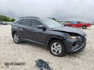 ✅ 2022 Hyundai Tucson SEL • VIN: 5NMJBCAE3NH130629 • Lot: 46708243. Wystawiony na Copart z przebiegiem 8 169 mil. Bezpłatny archiwum sprzedaży aukcyjnych z USA i szczegółowy raport historii pojazdu na DreamBid. Zdjęcie 4.