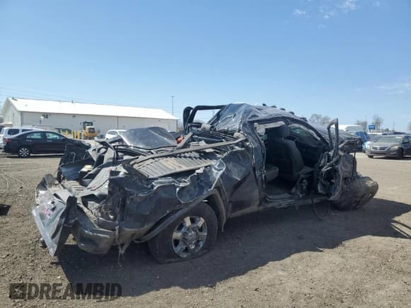 ✅ 2015 GMC Sierra 2500HD SLE • VIN: 1GT12YE87FF539622 • Lot: 49856905. Listed on Copart with 212,073 mi. Free auction sales archive from the USA and detailed vehicle history report at DreamBid. Image 3.