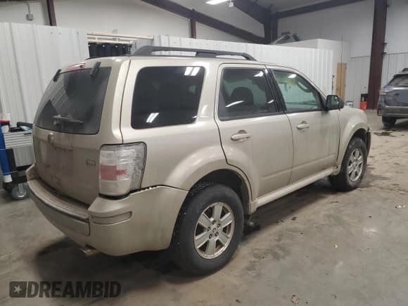 ✅ 2010 Mercury Mariner • VIN: 4M2CN9BG1AKJ04266 • Lot: 43746595. Listed on Copart with Not provided. Free auction sales archive from the USA and detailed vehicle history report at DreamBid. Image 3.