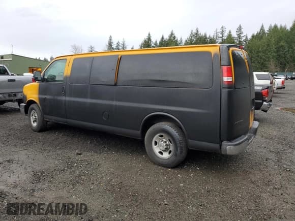 ✅ 2013 Chevrolet Express Cargo • VIN: 1GCWGGCA7D1149329 • Lot: 85995564. Listed on Copart with 136,420 mi. Free auction sales archive from the USA and detailed vehicle history report at DreamBid. Image 2.