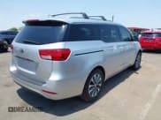 ✅ 2016 Kia Sedona SX • VIN: KNDMC5C19G6171489 • Lot: 42744610. Wystawiony na IAAI z przebiegiem 38 930 mil. Bezpłatny archiwum sprzedaży aukcyjnych z USA i szczegółowy raport historii pojazdu na DreamBid. Zdjęcie 4.