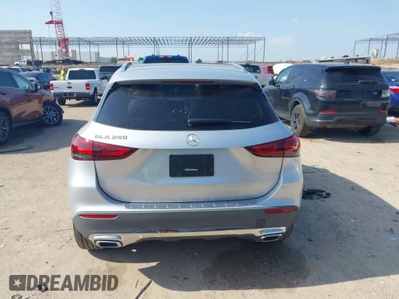 ✅ 2021 Mercedes-Benz GLA 250 • VIN: W1N4N4GB7MJ246022 • Лот: 42378571. Опубликован ранее на IAAI с пробегом 29 896 миль. Бесплатный доступ к архиву аукционных продаж из США и подробный отчёт об истории автомобиля на DreamBid. Изображение 16.