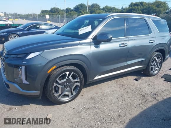 ✅ 2024 Hyundai Palisade Limited • VIN: KM8R54GE9RU725521 • Лот: 41462537. Опубликован ранее на IAAI с пробегом 11 653 миль. Бесплатный доступ к архиву аукционных продаж из США и подробный отчёт об истории автомобиля на DreamBid. Изображение 18.