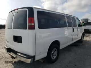 2014 Chevrolet Express Passenger LT с VIN 1GAZG1FG5E1111697, выставлен на аукционе Copart как лот 44752005 с пробегом Не указан миль и Чистый • Clean title. История ставок и продаж доступна на DreamBid. Изображение 4.