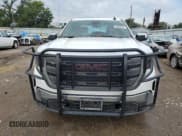 ✅ 2022 GMC Sierra 1500 SLE • VIN: 3GTPUBEK5NG552136 • Лот: 68066634. Опубликован ранее на Copart с пробегом 58 022 миль. Бесплатный доступ к архиву аукционных продаж из США и подробный отчёт об истории автомобиля на DreamBid. Изображение 5.