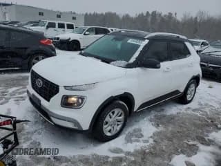 ✅ 2025 Hyundai Venue Limited • VIN: KMHRC8A34SU348588 • Lot: 45649265. Listed on Copart with 3,165 mi. Free auction sales archive from the USA and detailed vehicle history report at DreamBid. Image 1.