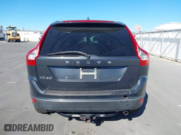 ✅ 2013 Volvo XC60 3.2L • VIN: YV4952DL5D2407389 • Lot: 43809593. Listed on IAAI with 154,132 mi. Free auction sales archive from the USA and detailed vehicle history report at DreamBid. Image 17.