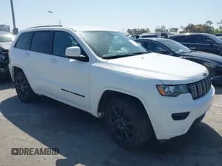 ✅ 2019 Jeep Grand Cherokee Altitude • VIN: 1C4RJEAG8KC832538 • Lot: 41962224. Wystawiony na IAAI z przebiegiem 104 321 mil. Bezpłatny archiwum sprzedaży aukcyjnych z USA i szczegółowy raport historii pojazdu na DreamBid. Zdjęcie 1.