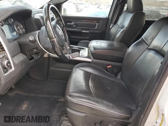 ✅ 2016 Ram 2500 • VIN: 3C6UR5PJ0GG237393 • Lot: 92454705. Wystawiony na Copart z przebiegiem 161 087 mil. Bezpłatny archiwum sprzedaży aukcyjnych z USA i szczegółowy raport historii pojazdu na DreamBid. Zdjęcie 7.