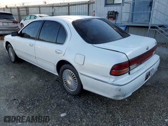 ✅ 1996 Infiniti I30 • VIN: JNKCA21D0TT313011 • Лот: 80158244. Опубликован ранее на Copart с пробегом 78 243 миль. Бесплатный доступ к архиву аукционных продаж из США и подробный отчёт об истории автомобиля на DreamBid. Изображение 2.