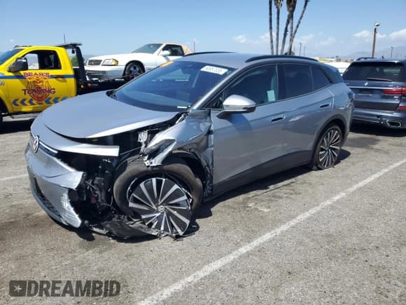 ✅ 2024 Volkswagen ID.4 Pro • VIN: 1V2DSPE86RC000744 • Lot: 56957035. Listed on Copart with 2,085 mi. Free auction sales archive from the USA and detailed vehicle history report at DreamBid. Image 1.