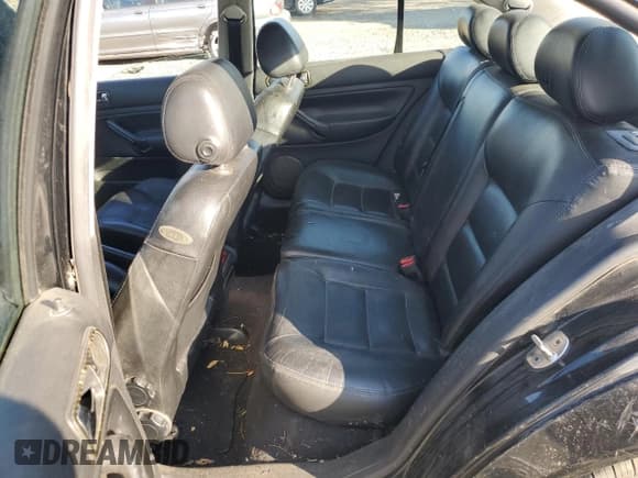 ✅ 2000 Volkswagen Jetta GLS • VIN: 3VWSC29MXYM050573 • Lot: 81507824. Listed on Copart with 335,764 mi. Free auction sales archive from the USA and detailed vehicle history report at DreamBid. Image 10.