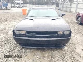 ✅ 2013 Dodge Challenger SXT • VIN: 2C3CDYAG7DH649523 • Lot: 47685015. Wystawiony na Copart z przebiegiem 217 583 mil. Bezpłatny archiwum sprzedaży aukcyjnych z USA i szczegółowy raport historii pojazdu na DreamBid. Zdjęcie 5.