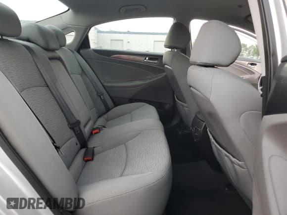 ✅ 2012 Hyundai Sonata Hybrid • VIN: KMHEC4A40CA030499 • Lot: 59590825. Listed on Copart with 125,184 mi. Free auction sales archive from the USA and detailed vehicle history report at DreamBid. Image 10.