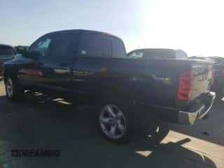 2007 Dodge 1500 SLT z VIN 1D7HU18N07S159280, wystawiony jako Copart lot #57641114 z przebiegiem 208 941 mil mil oraz Czysty tytuł • Clean title. Historia ofert i sprzedaży dostępna na DreamBid. Obrazek 2.
