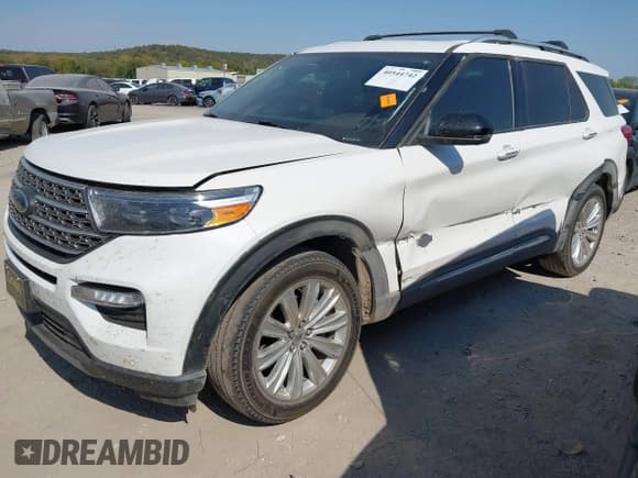 ✅ 2022 Ford Explorer King Ranch • VIN: 1FM5K8LC7NGA12869 • Lot: 40544742. Wystawiony na IAAI z przebiegiem 37 301 mil. Bezpłatny archiwum sprzedaży aukcyjnych z USA i szczegółowy raport historii pojazdu na DreamBid. Zdjęcie 19.