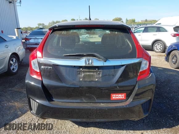 ✅ 2017 Honda Fit EX • VIN: JHMGK5H70HS001932 • Lot: 43247437. Listed on IAAI with 55,963 mi. Free auction sales archive from the USA and detailed vehicle history report at DreamBid. Image 16.