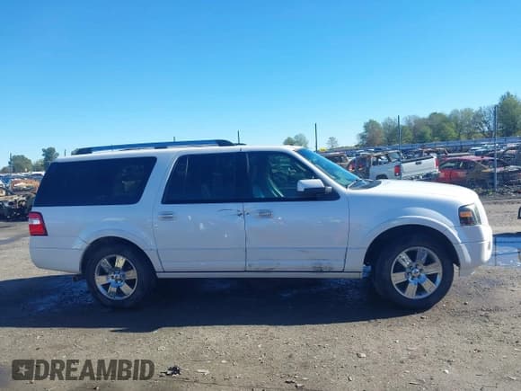 ✅ 2010 Ford Expedition Max Limited • VIN: 1FMJK1K57AEB57781 • Лот: 40812641. Опубликован ранее на IAAI с пробегом 176 798 миль. Бесплатный доступ к архиву аукционных продаж из США и подробный отчёт об истории автомобиля на DreamBid. Изображение 13.