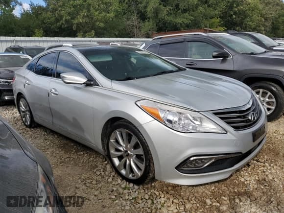 ✅ 2016 Hyundai Azera Limited • VIN: KMHFH4JG0GA549266 • Lot: 69651245. Listed on Copart with 80,410 mi. Free auction sales archive from the USA and detailed vehicle history report at DreamBid. Image 4.