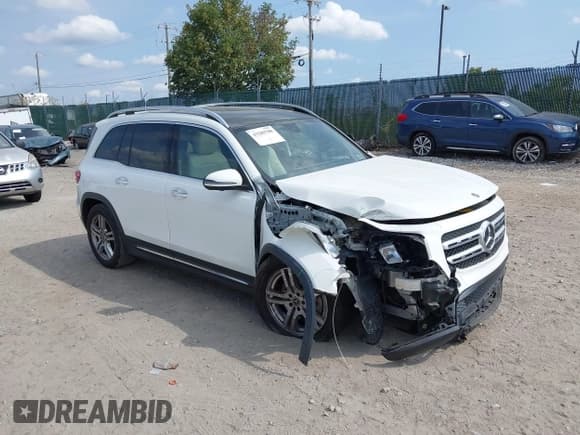 ✅ 2020 Mercedes-Benz GLB 250 • VIN: W1N4M4HB1LW042125 • Lot: 43289788. Listed on IAAI with 100,172 mi. Free auction sales archive from the USA and detailed vehicle history report at DreamBid. Image 1.