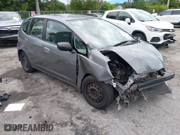 ✅ 2009 Honda Fit • VIN: JHMGE88299S055034 • Лот: 43547367. Опубликован ранее на IAAI с пробегом 175 801 миль. Бесплатный доступ к архиву аукционных продаж из США и подробный отчёт об истории автомобиля на DreamBid. Изображение 1.