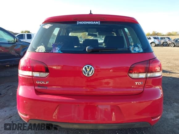 ✅ 2013 Volkswagen Golf TDI • VIN: WVWDM7AJ2DW127597 • Lot: 43502499. Listed on IAAI with 76,586 mi. Free auction sales archive from the USA and detailed vehicle history report at DreamBid. Image 17.